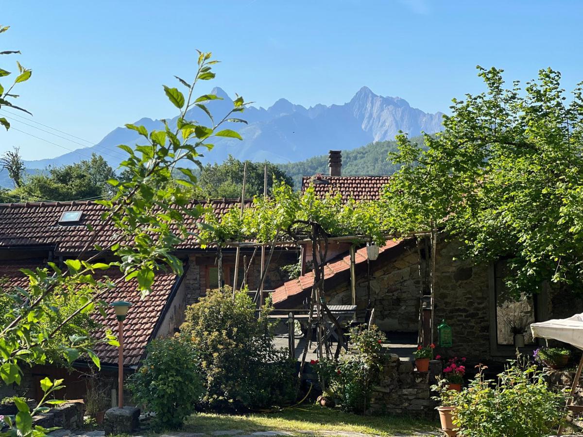 Agriturismo B&B Luna Di Quarazzana In Fivizzano Tuscany Extérieur photo