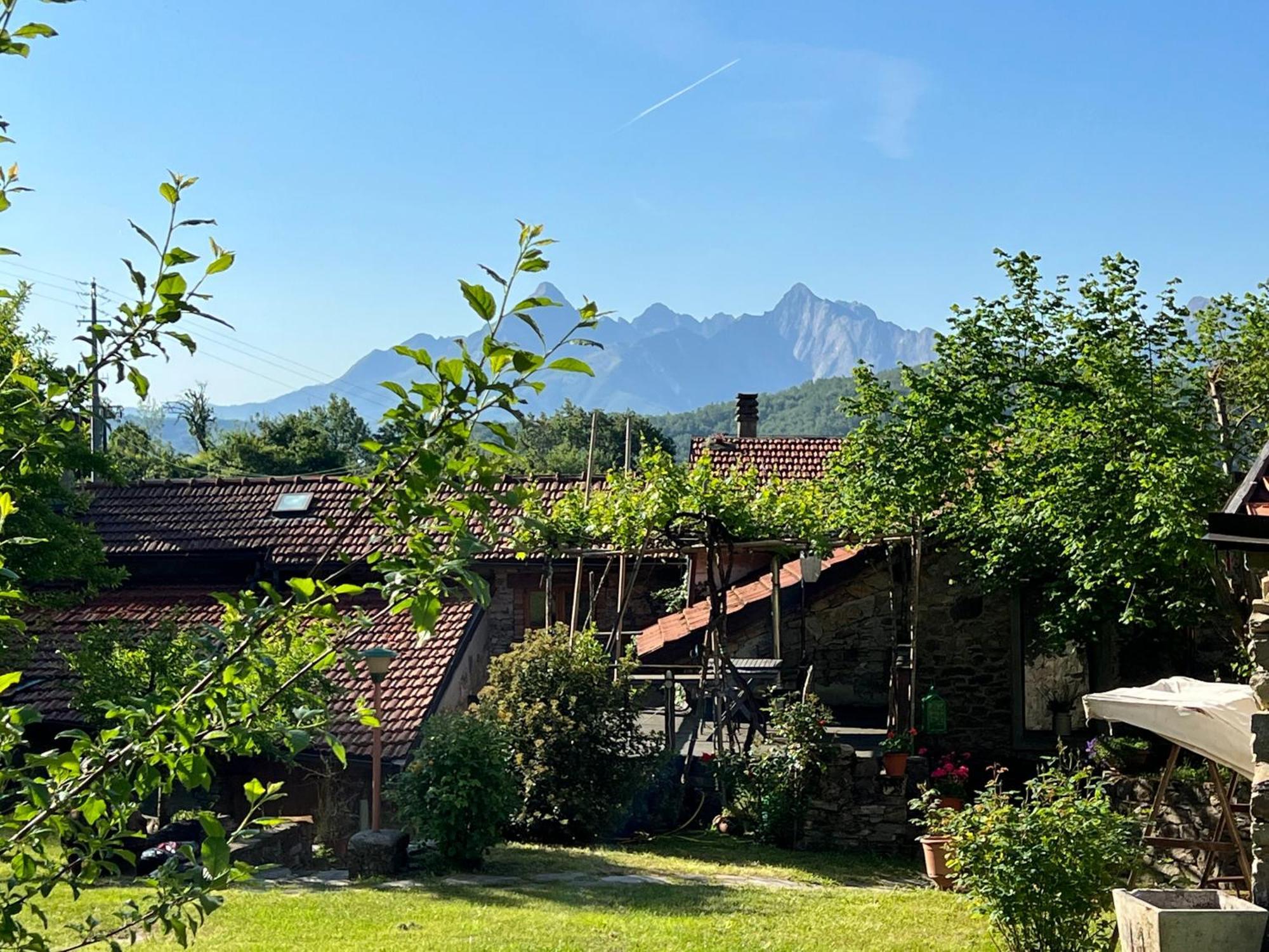 Agriturismo B&B Luna Di Quarazzana In Fivizzano Tuscany Extérieur photo